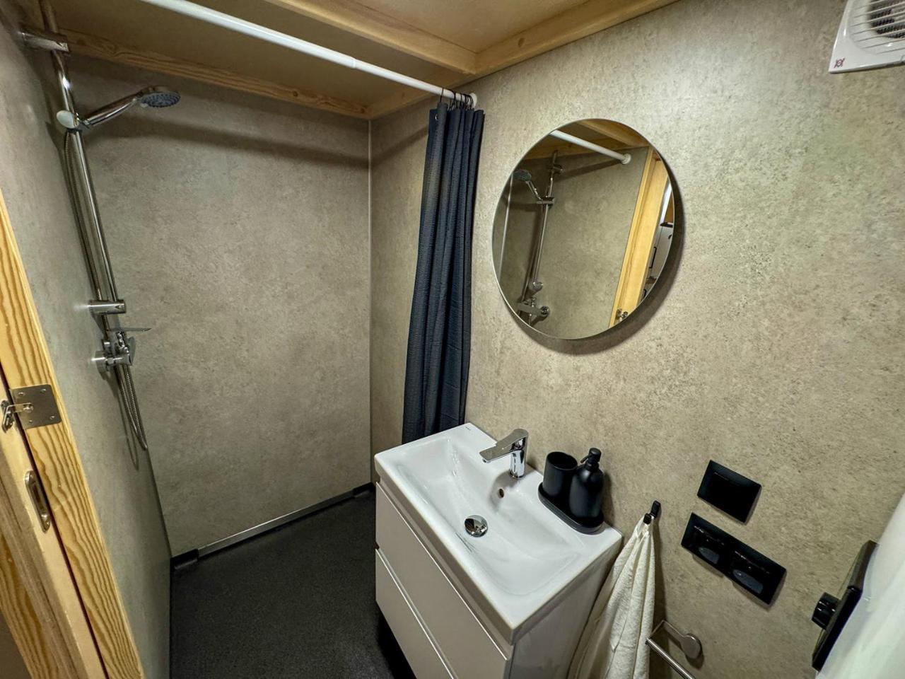 Chalepe 20 Komfortowe Domki "Tiny House" Chałupy Exterior foto